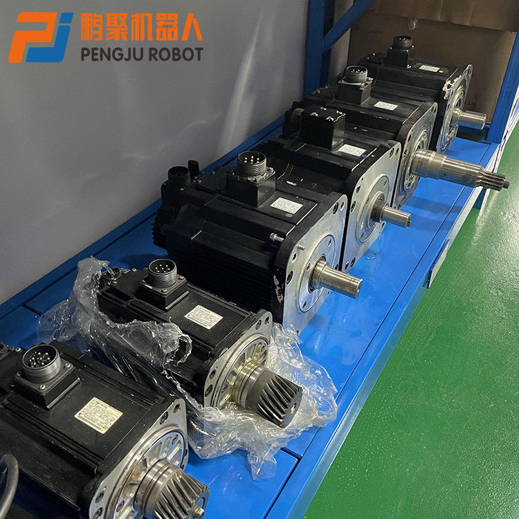 Segunda importación original serva del motor SGMRS-37A2A-YR11 de Yaskawa 3700W de la mano