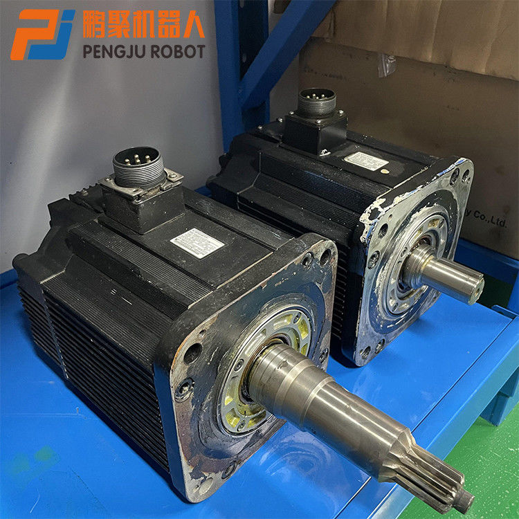 Segunda importación original serva del motor SGMRS-37A2A-YR11 de Yaskawa 3700W de la mano