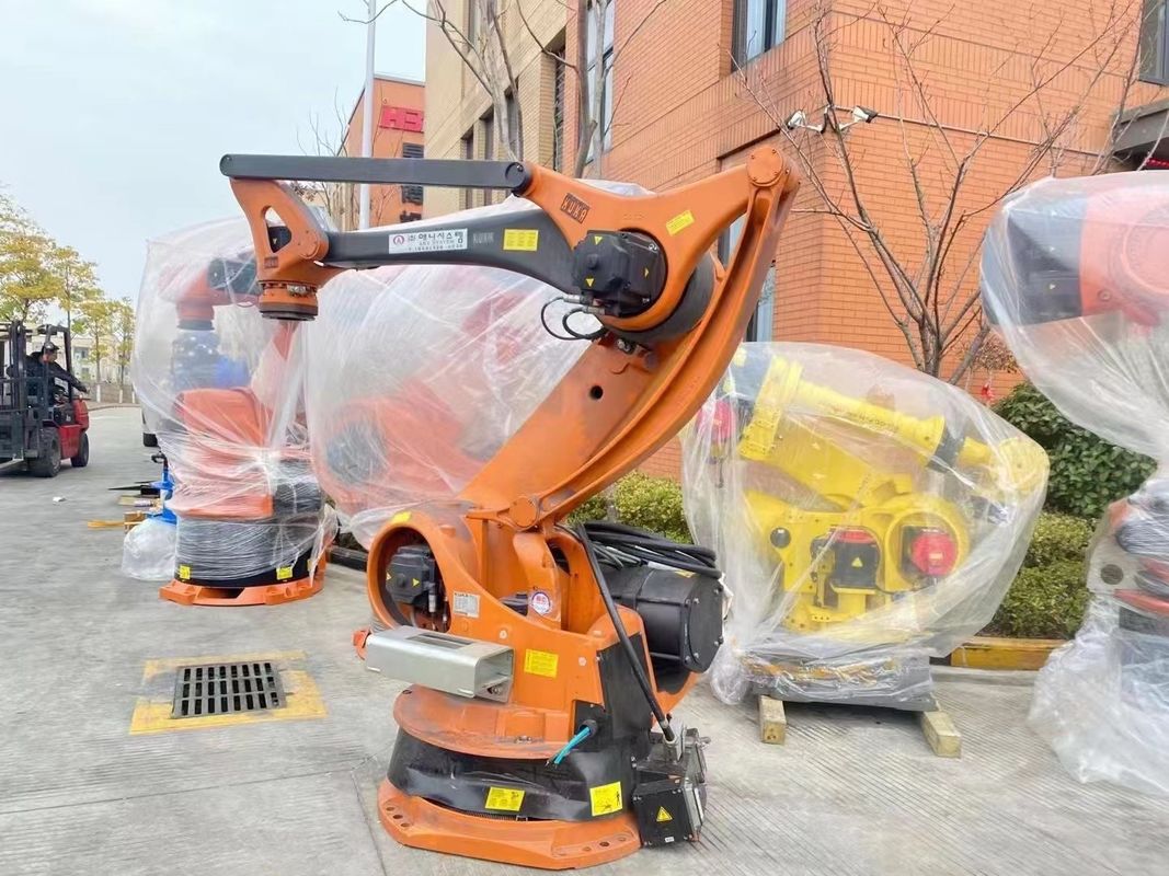 Robot que empalieta de Kuka KR100-2PA cuatro AXIS con el palmo de brazo de la carga 500kg de 3200m m