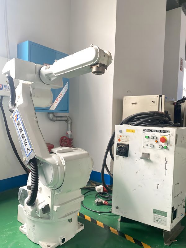 XRC Usado Brazo Robótico Carga útil 20 kg Yaskawa CR20 Robots de sala limpia, Robots de manipulación de materiales, Robots de recogida y colocación