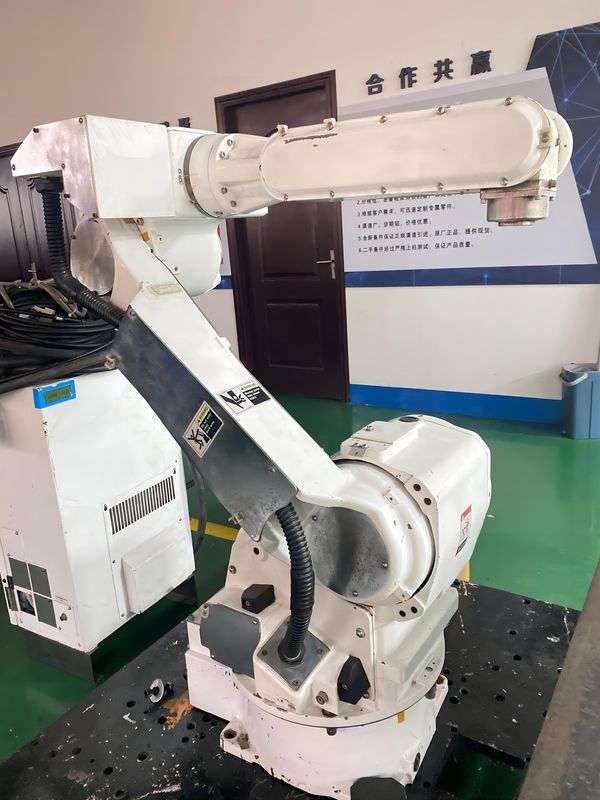 XRC Usado Brazo Robótico Carga útil 20 kg Yaskawa CR20 Robots de sala limpia, Robots de manipulación de materiales, Robots de recogida y colocación
