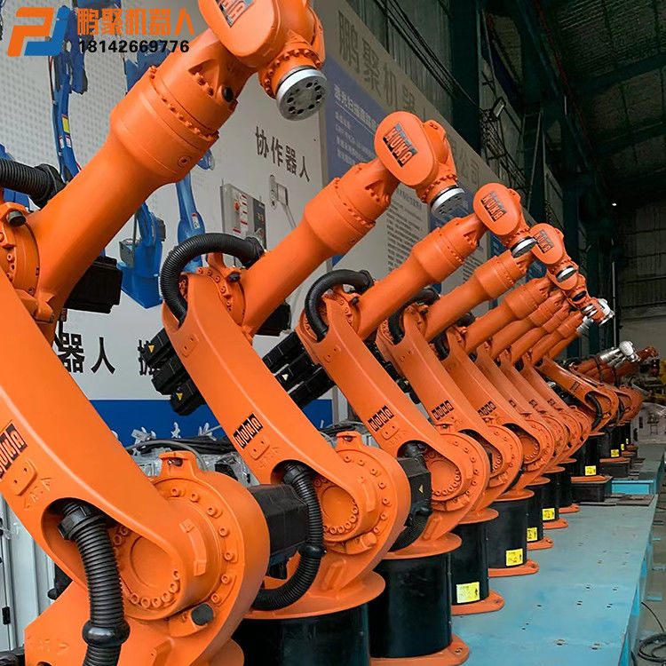 1611mm Robot de paletización de alcance Equipo de automatización montado en el piso, robots de soldadura con núcleo de flujo, robots de carga de máquinas