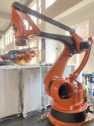 Robot de carga de seguridad IP 65 para carga segura y carga útil de 210 kg Actualice su línea de producción con KUKA KR210: su mejor socio para soldadura, manejo y más