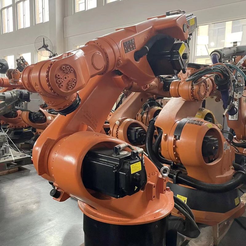 Kuka KR30 Robot de soldadura por arco de nueve ejes con posicionador de forma H Kuka Soldadura por arco, soldadura puntual, soldadura de puntas