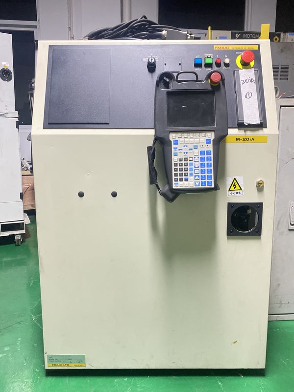 Fanuc 20iA ± 0.07mm Robótica de soldadura por arco de repetibilidad 20KG Carga útil 1811 mm Alcance para la mecanización, manipulación y medición de piezas