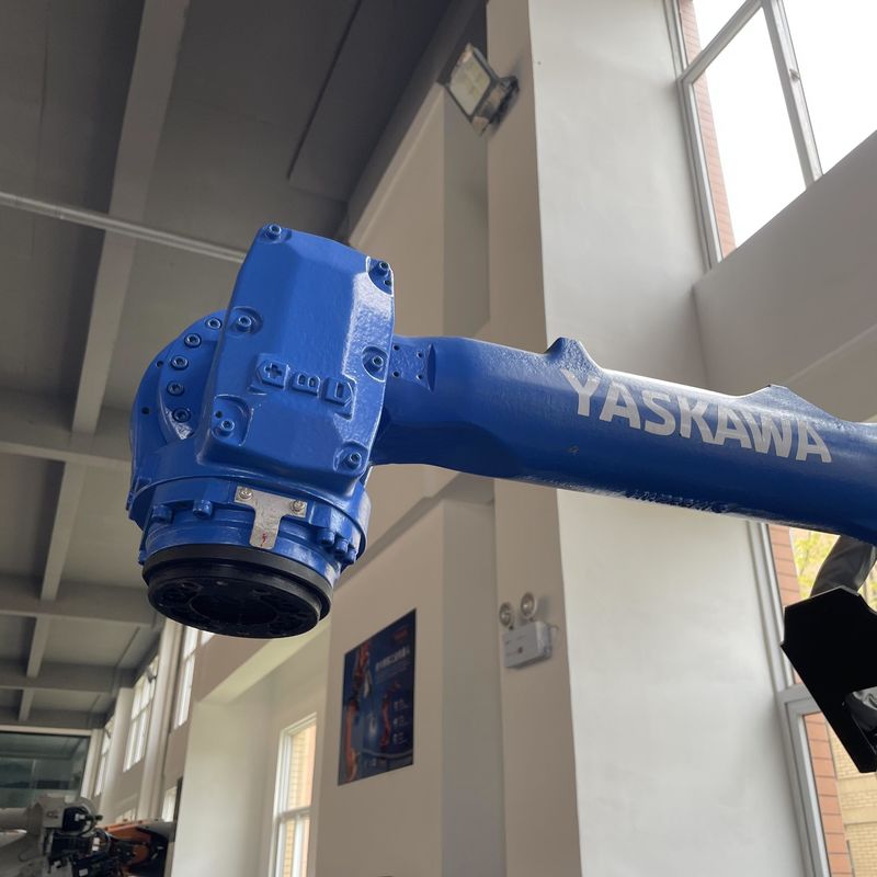 Programación de PC Robots usados YASKAWA con capacidad de carga útil de 50 kg Manejo de materiales, corte de plasma