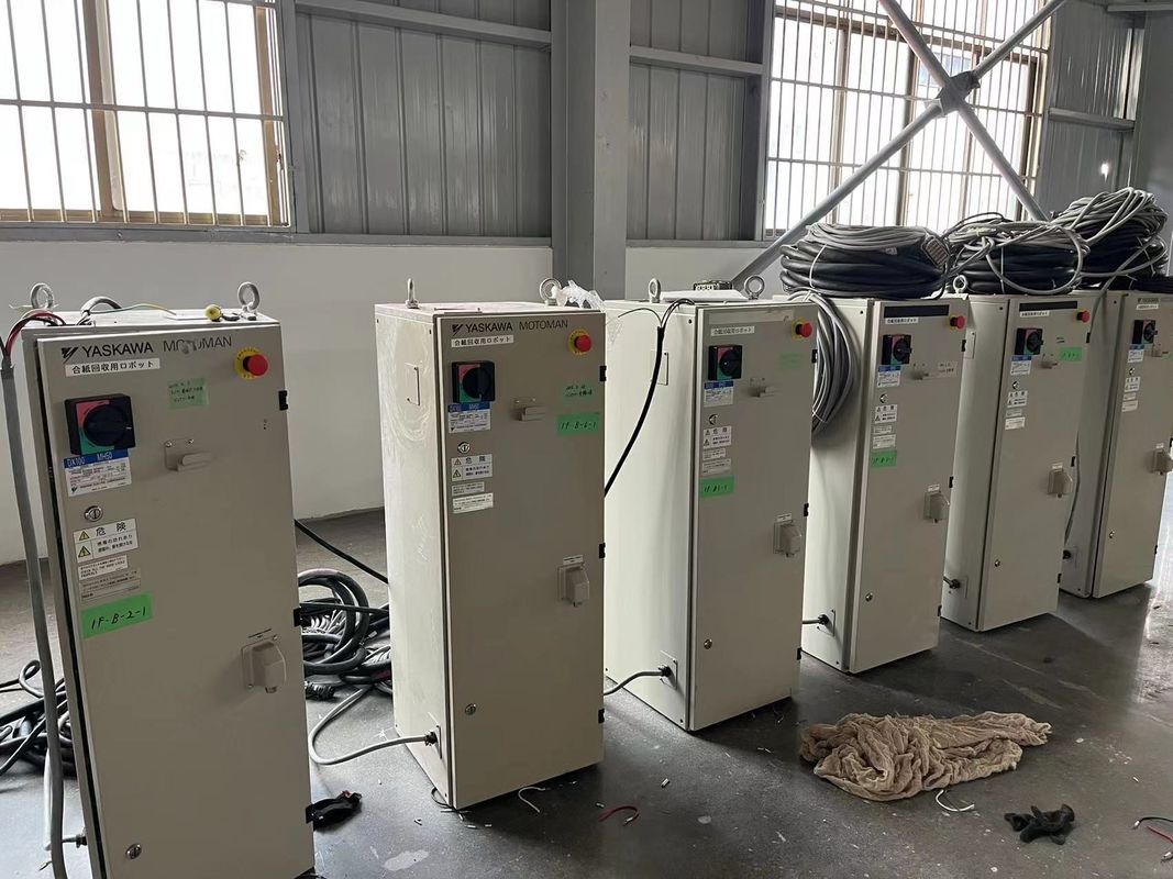 MH50 Robots usados YASKAWA ±0,07 mm Repetibilidad para la extracción y corte de materiales