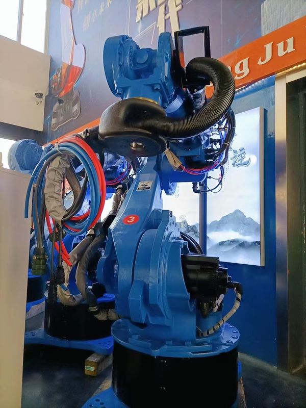 Máquina de soldadura automática de puntos de batería rápida y precisa ES200D Robot Yaskawa ES200D para soldadura, manipulación y paletización