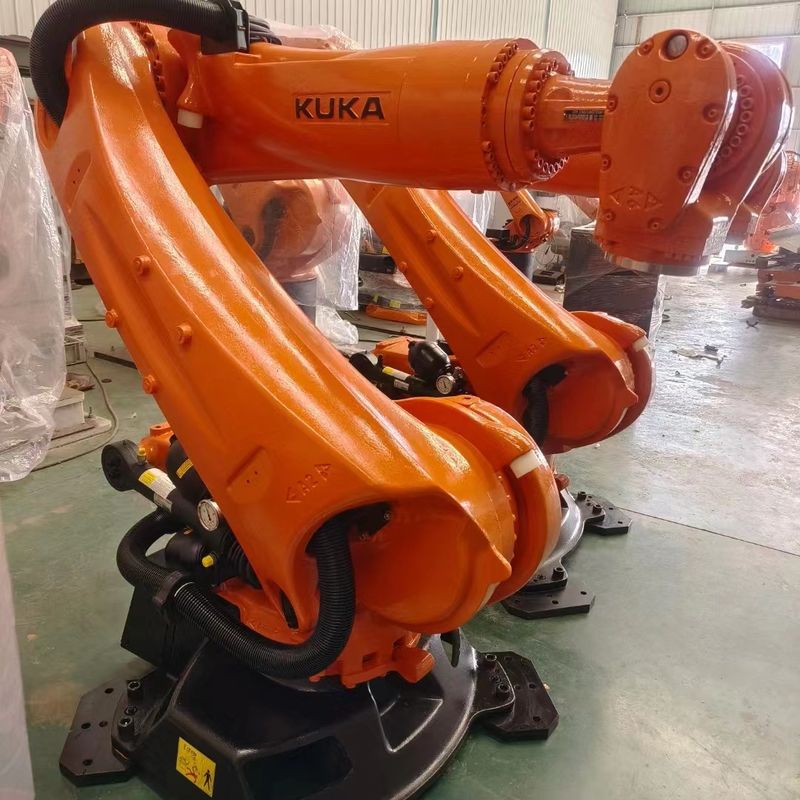 KUKA KR210 R2700 Prime Robot de 6 ejes 210kg Carga útil 2700mm Rango para soldadura puntual Paletación Carga y descarga