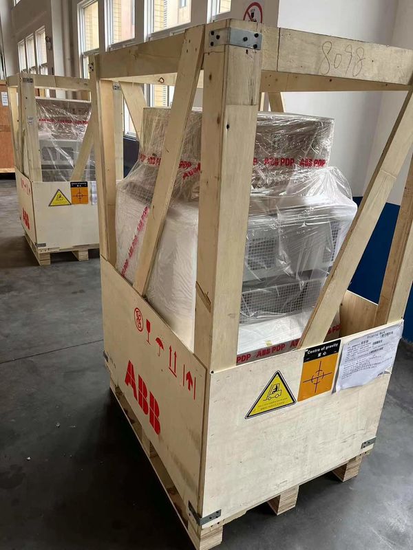 NUEVO ABB IRB6700 M2004 200/2.60 Presión de prensas, paletización, carga de piezas, mecanizado manejo de piezas, medición
