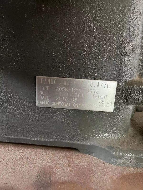 FANUC M-10iA/7L, carga útil de 7 kg, alcance de 1633 mm, soldadura por arco Carga y descarga de piezas