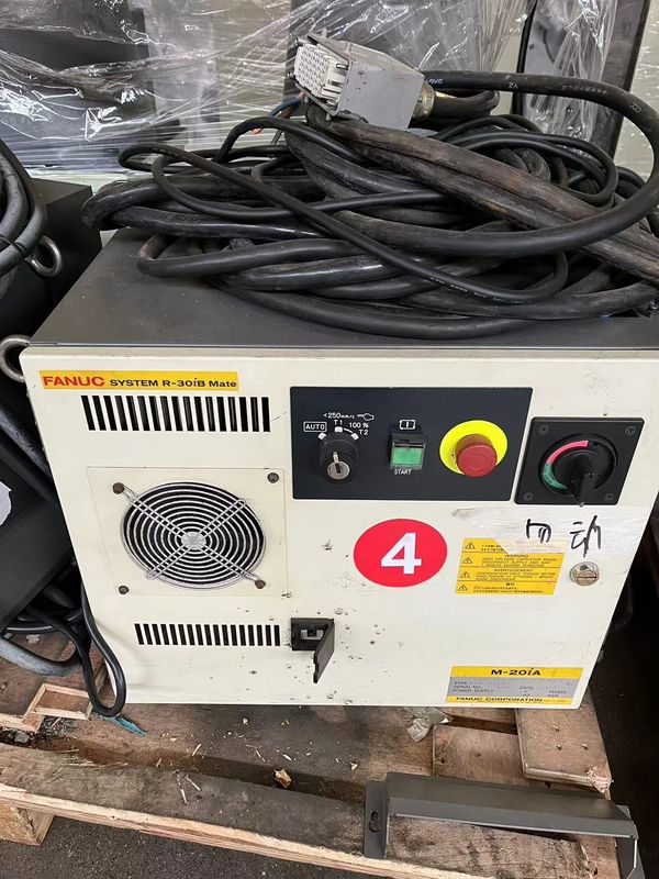 FANUC M-20iA/10L, carga útil de 10 kg, alcance de 2009 mm, robots de manejo de materiales de soldadura por arco, robots de tendido de máquinas, carga