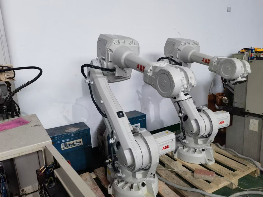 IRB 4600-60/2.05 Brazo robótico de 6 ejes 60kg Carga útil y alcance de 2050 mm para ensamblaje de fabricación aditiva Disposición de acabados