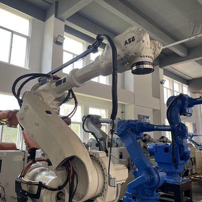 ABB usado industrial 6 AXIS articuló el robot que molía de pulido ABB6640-130/3.2 del robot