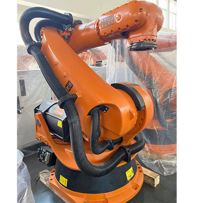 Brazo robótico usado industrial KUKA KR200 de 6 AXIS que empalieta manejando el robot
