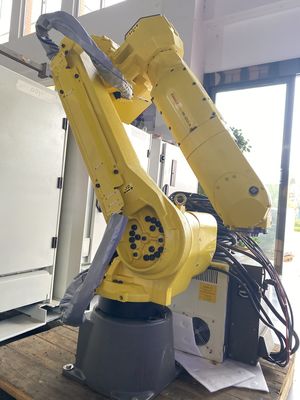 Robots de eliminación de material de soldadura con 6 ejes y controlador Peso 140 kg